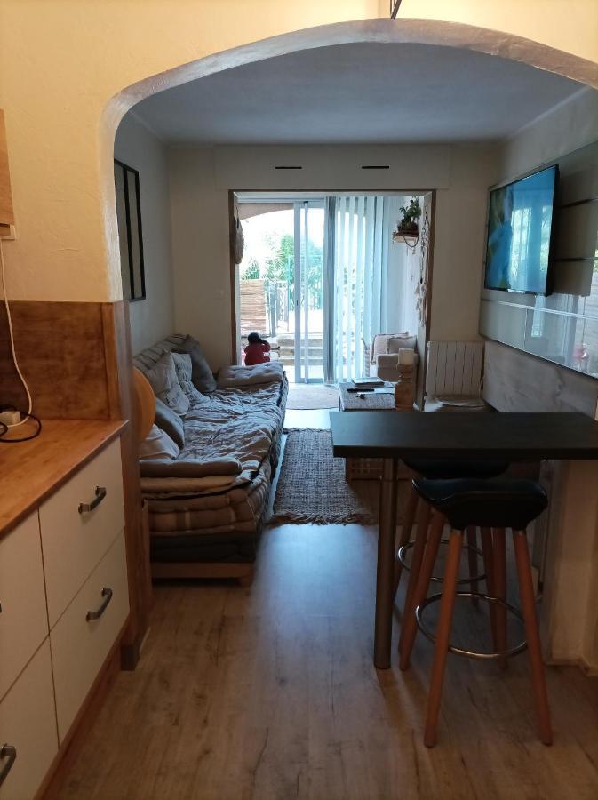 Fréjus Escapade Cocooning Residence Avec Piscine/Tennis מראה חיצוני תמונה